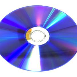 Диск DVD-RW 4.7Gb UMNIK Track 4x Cake Box (туба 10шт)